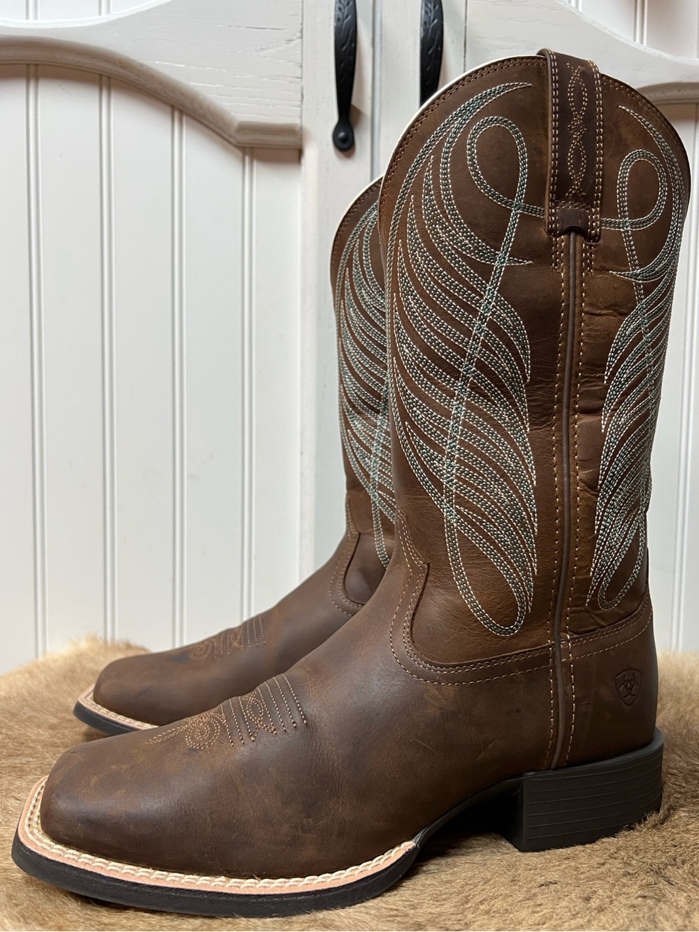 Ariat Round Up Square Toe Western Cowboy Boots 7 Leather